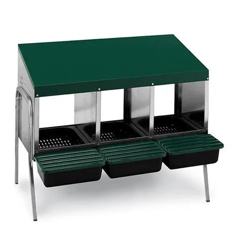 Rollaway Nesting Box with Legs
